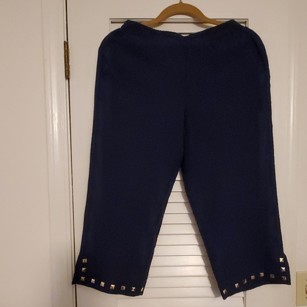 JM Collection Capri pants Size PS